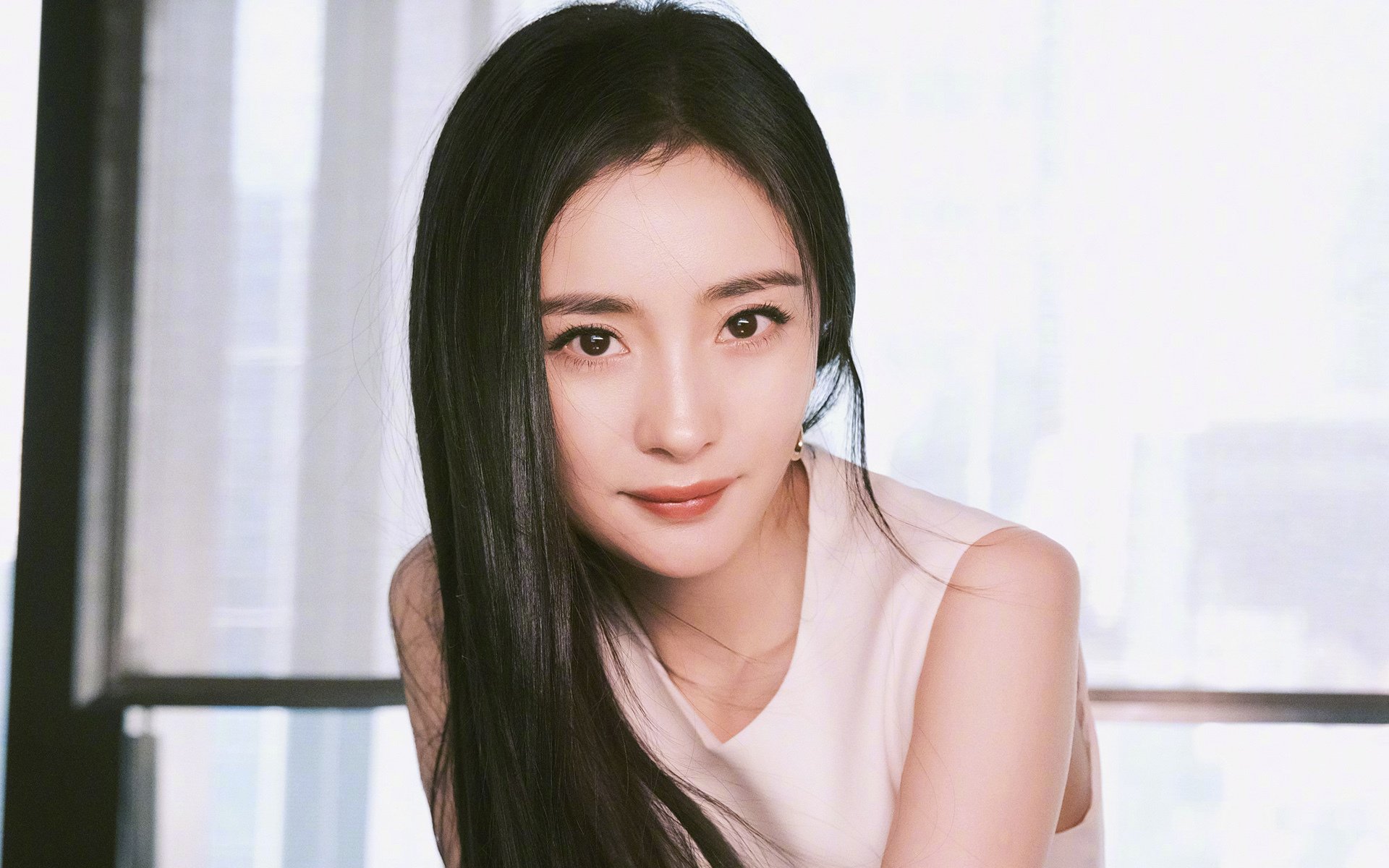 足球创意广告：品牌推广的创新案例分析，足球赛事广告